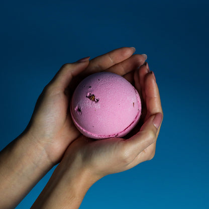 Bombă Spumantă - Trandafiri și Petale