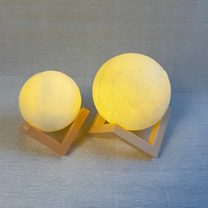 Lampă MICĂ tip Lună